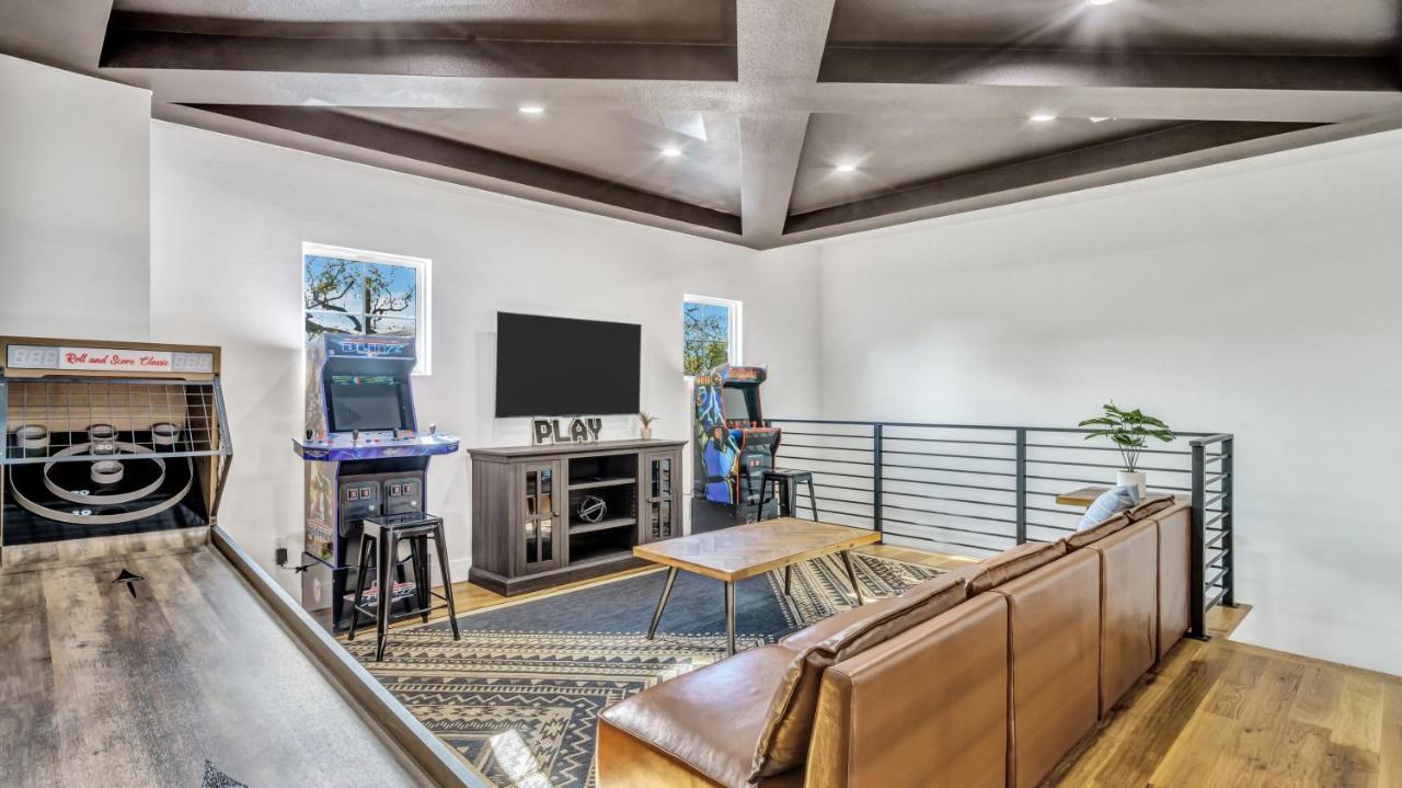 Luxury Gameroom/Basketball Hoop Арлингтон Экстерьер фото